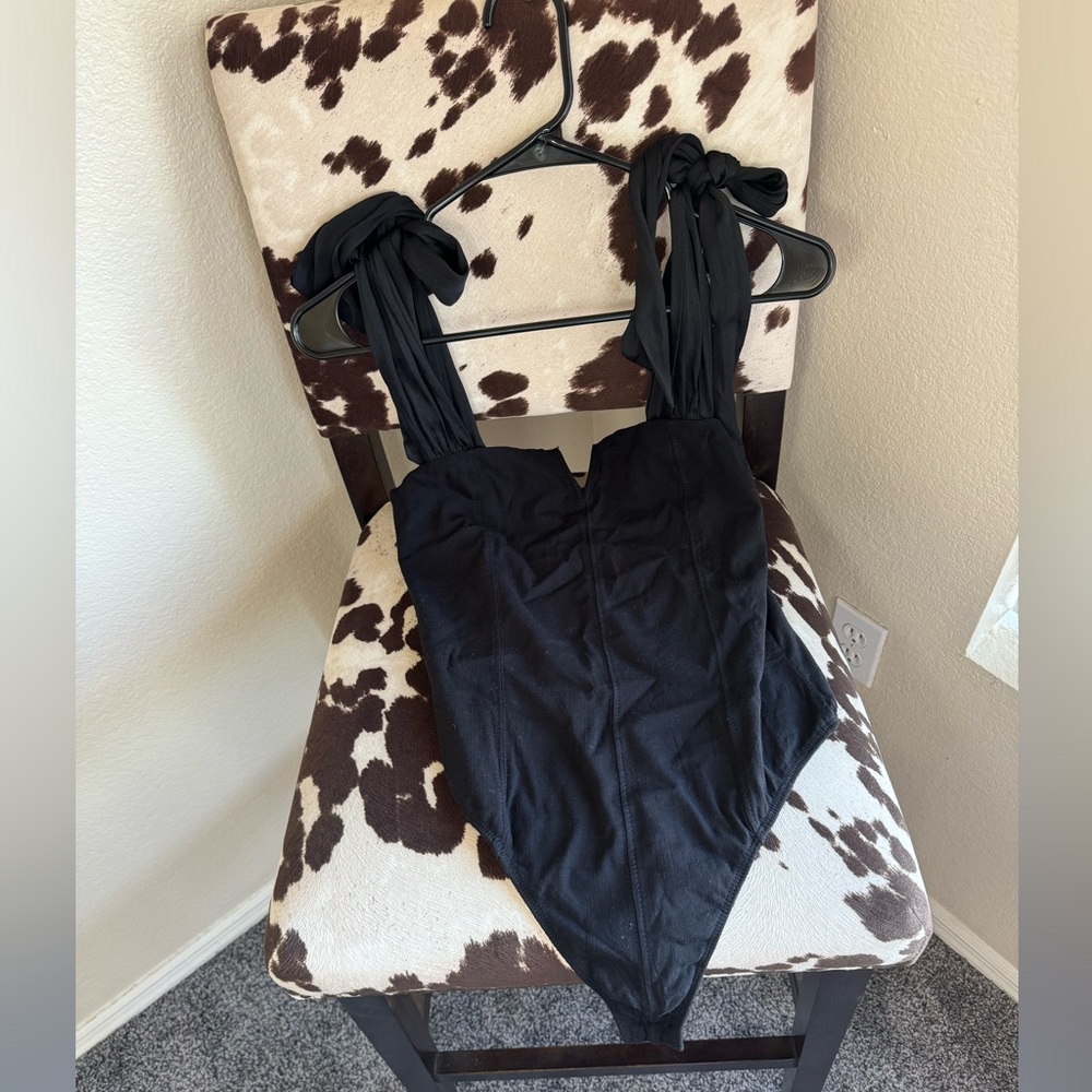 FP Adjustable tie bodysuit